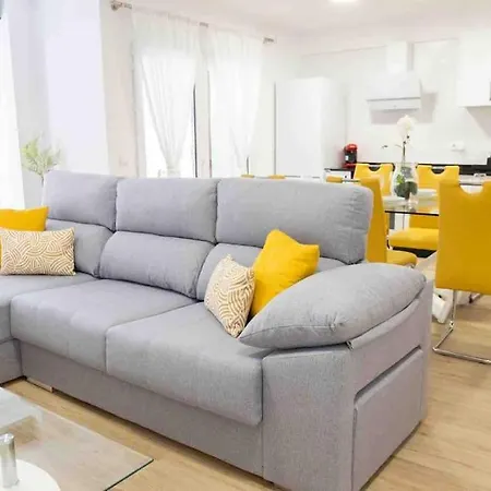 Modern And New 3 Beds, 2 Bath,ac * Alicante