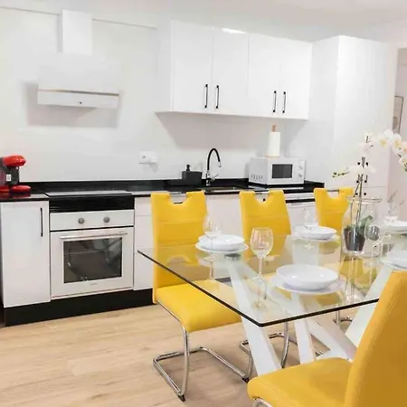 Modern And New 3 Beds, 2 Bath,ac