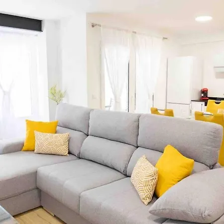 Modern And New 3 Beds, 2 Bath,ac * Alicante