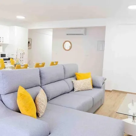 Apartment Modern And New 3 Beds, 2 Bath,ac